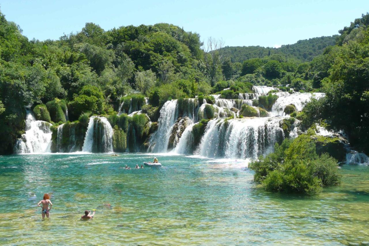 Casa Blanca, Biograd Na Moru公寓 外观 照片